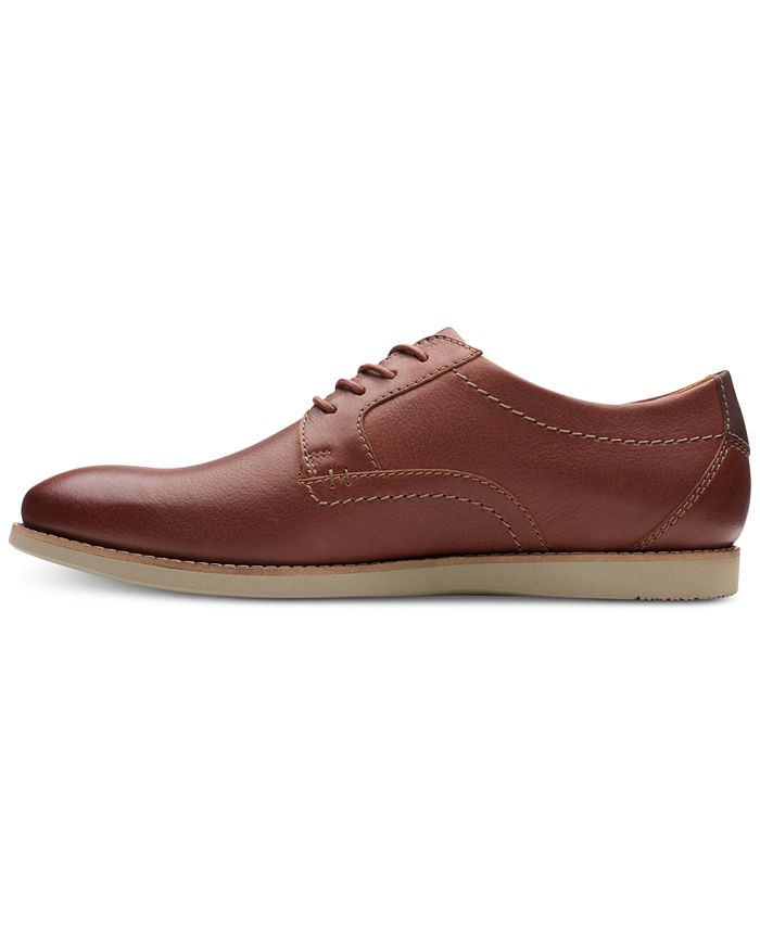 Clarks Men's Raharto Plain-Toe Oxfords & Reviews - All Men's Shoes ...