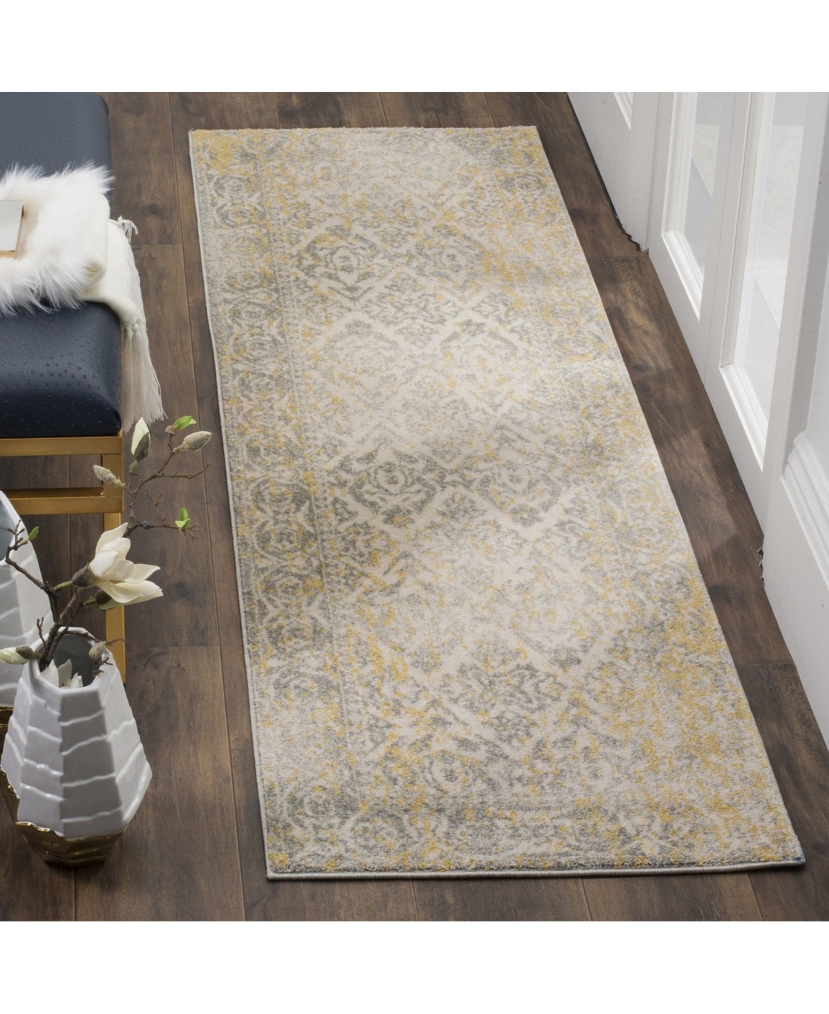 Safavieh Evoke EVK264and Grey 2'2