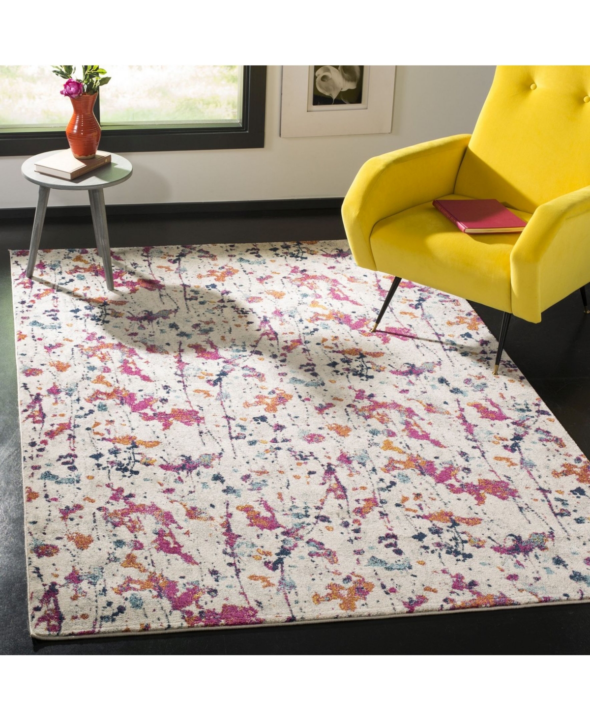 Safavieh Evoke EVK284and Red Area Rug - Ivory