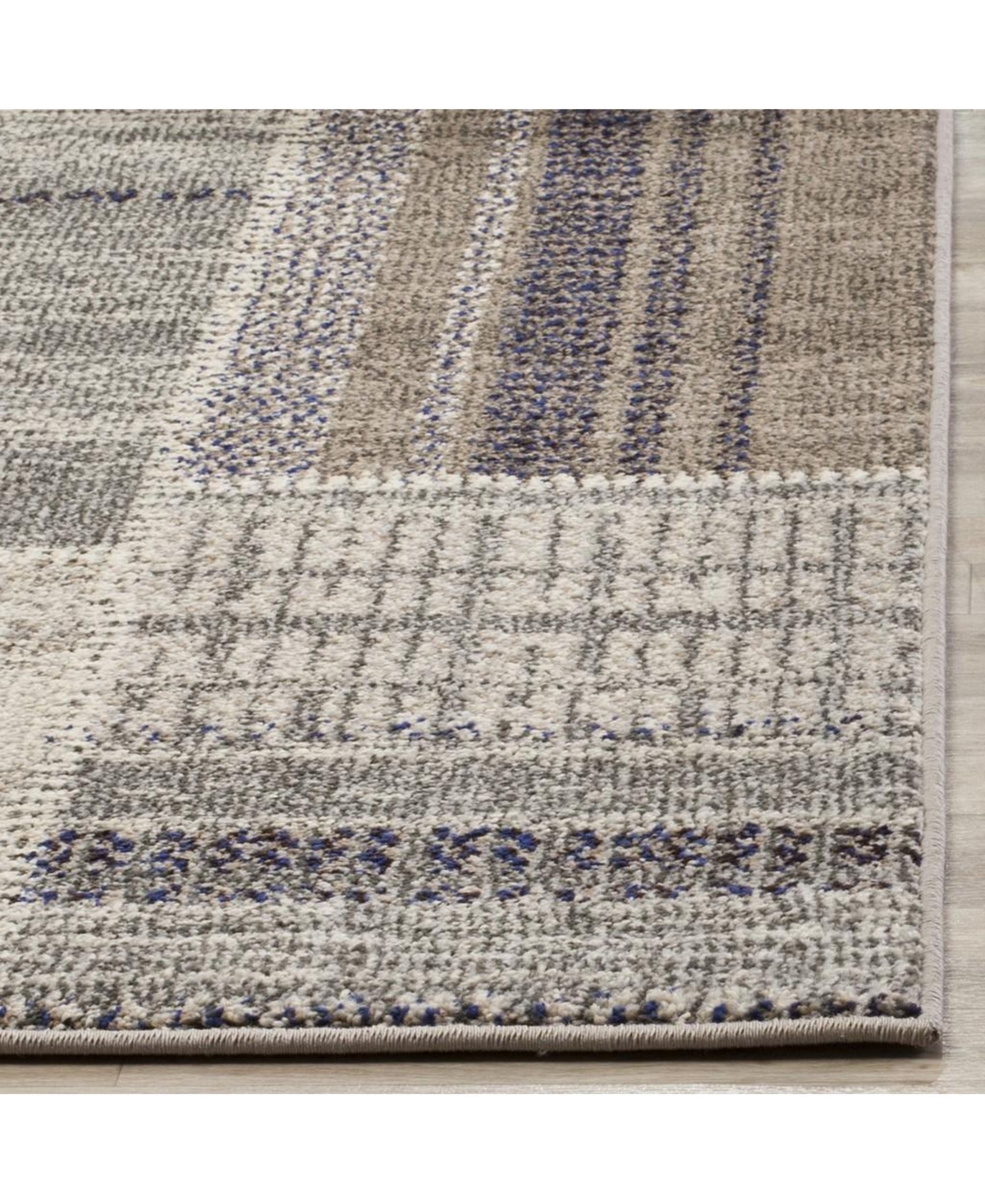 Safavieh Monaco MNC215 5'1" x 7'7" Area Rug