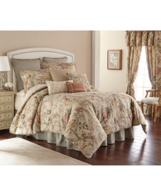 Rose Tree Biccari Bedding Collection