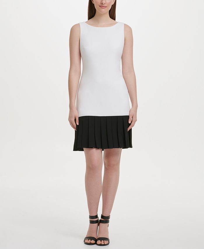 Dress with pleats at the bottom best sale
