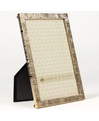 Gold Metal Picture Frame with Linen Pattern - 4" x 6"