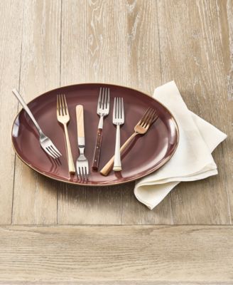 Trianna Dinnerware Collection