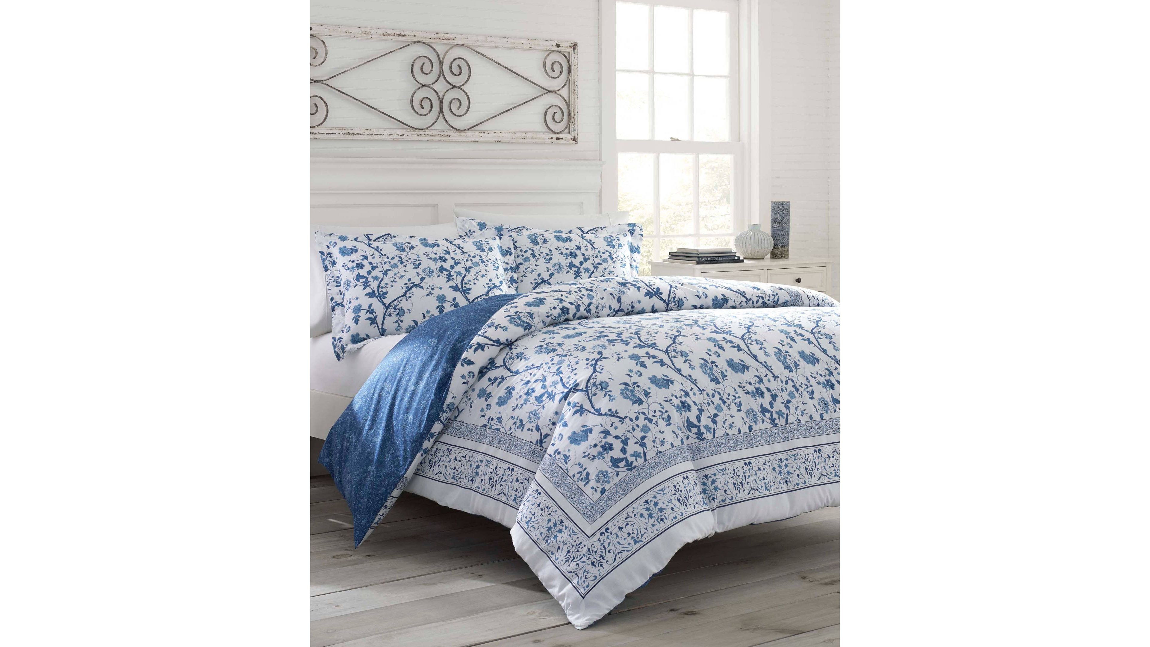 Laura Ashley Charlotte Floral 3-Piece Duvet Cover Set, King