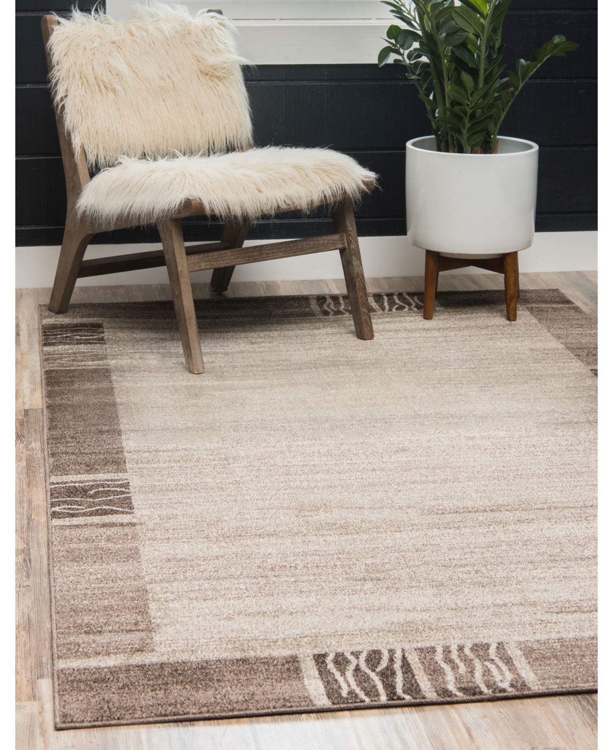 Bayshore Home Lyon Lyo1 8' x 11' 4" Area Rug
