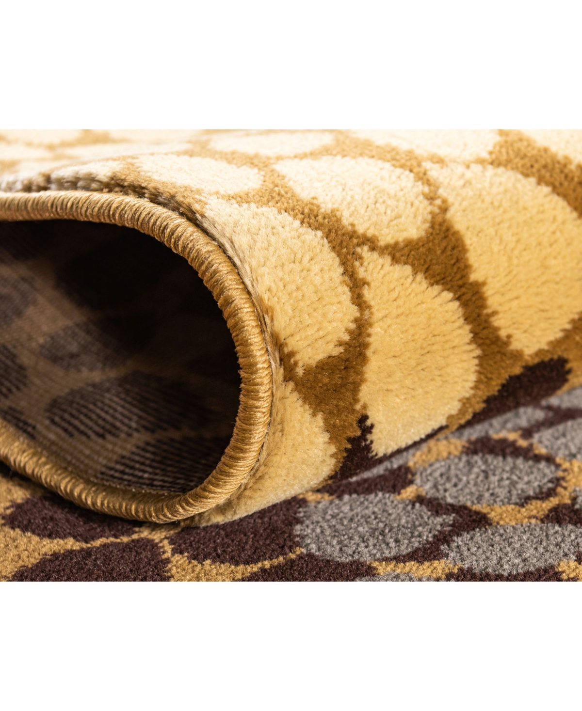 Bayshore Home Kallista Kal2Area Rug - Beige