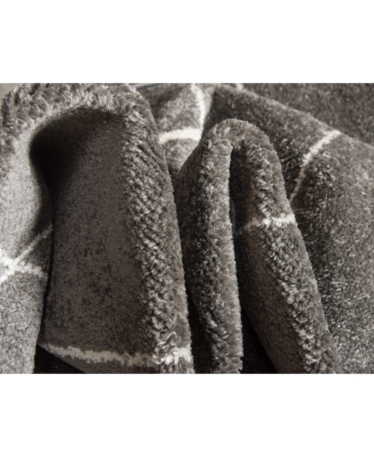 Bayshore Home Plexity Plx1 Area Rug