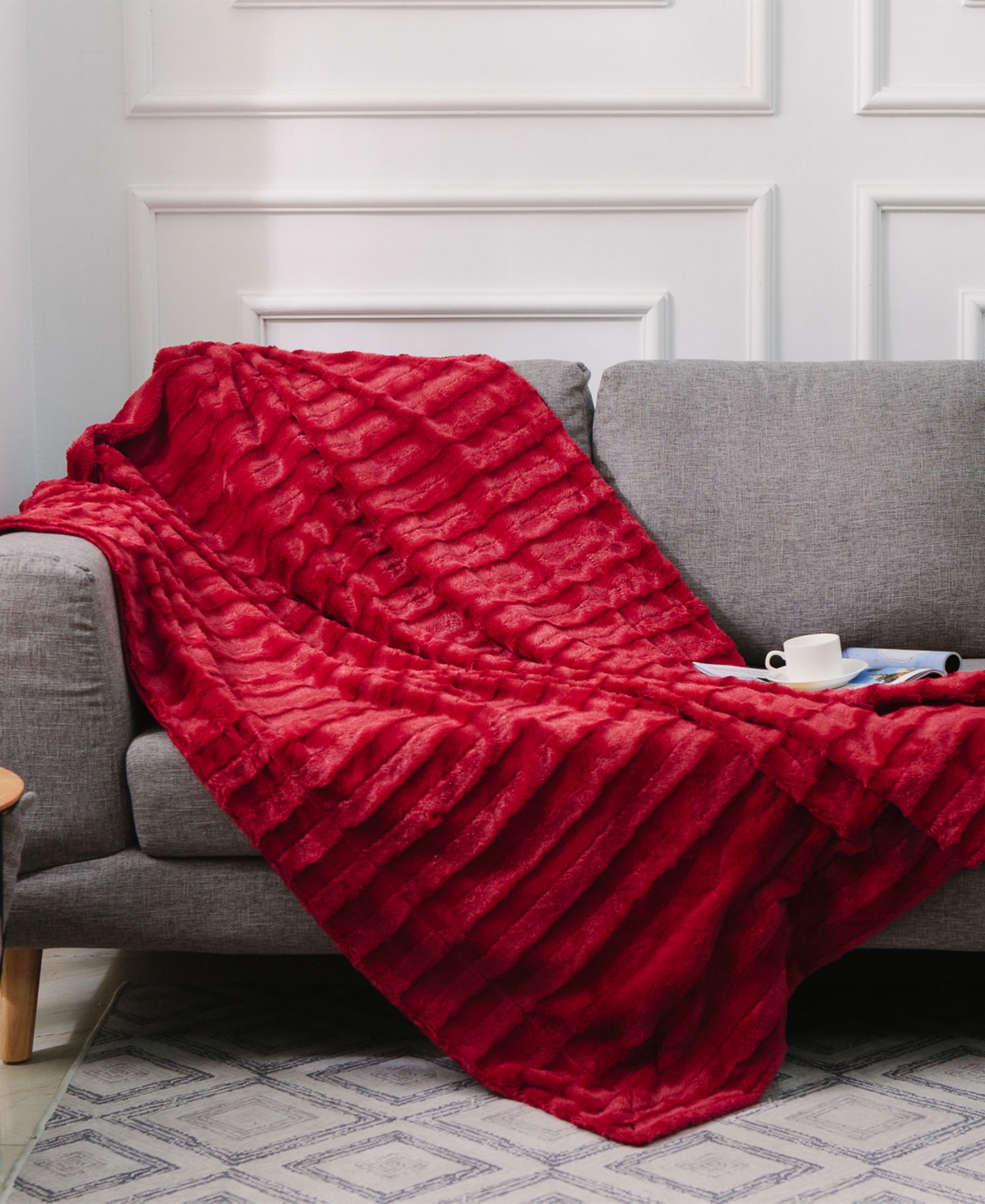 Cheer Collection Ultra Soft Faux Fur to Microplush Reversible Oversized Throw, 60