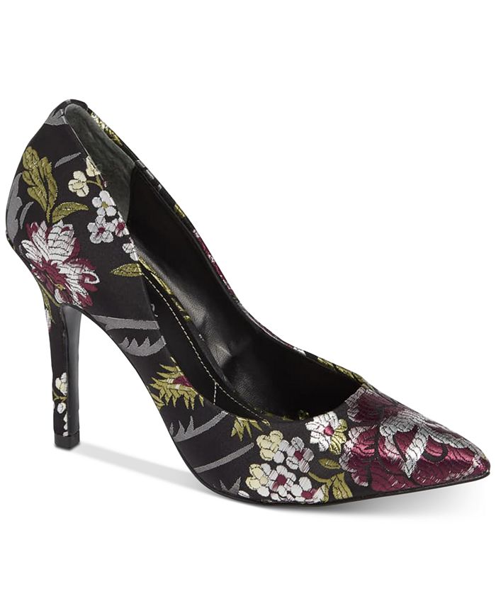Charles david discount floral pumps
