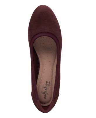 clarks mallory wedge pump