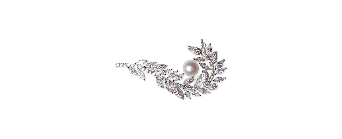 Cultured Freshwater Pearl (7mm) & Cubic Zirconia Feather Pin in Sterling Silver - Silver