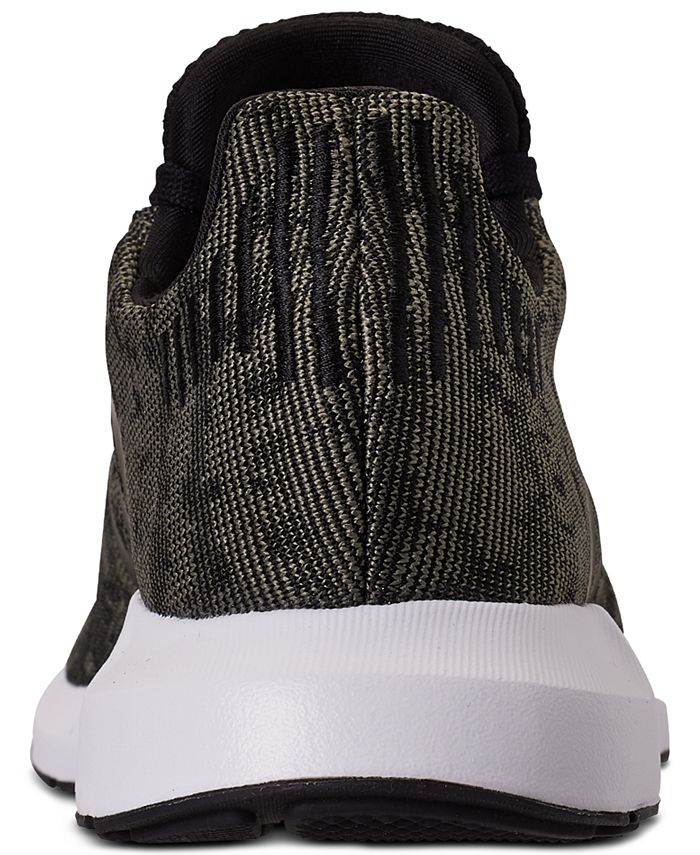 men's swift run casual sneakers