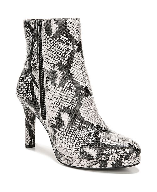 naturalizer tiana booties