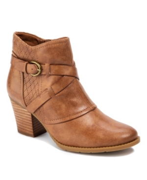https://slimages.macysassets.com/is/image/MCY/products/3/optimized/15491665_fpx.tif?wid=300&fmt=jpeg&qlt=100