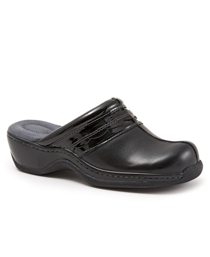 softwalk abby clog