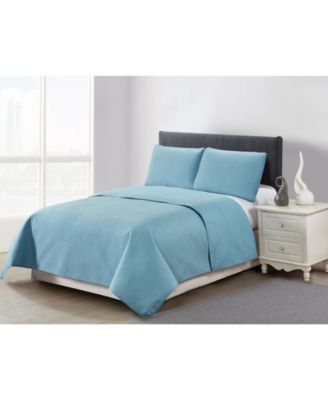 Casual Living Solid Color Box Stitch 3 Piece Quilt Collection