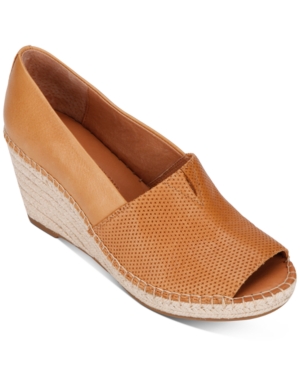 Gentle Souls By Kenneth Cole Women's Charli A-line 2 Espadrille Wedges Women's Shoes In Tan