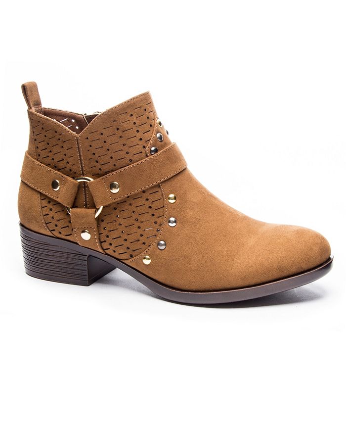 Michael kors wyatt bootie deals