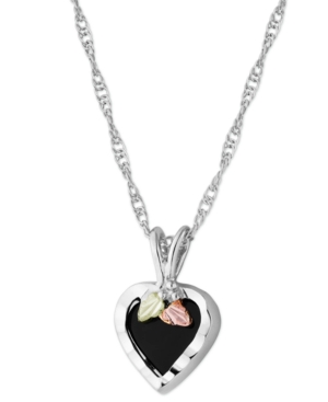 image of Onyx Heart Pendant 18