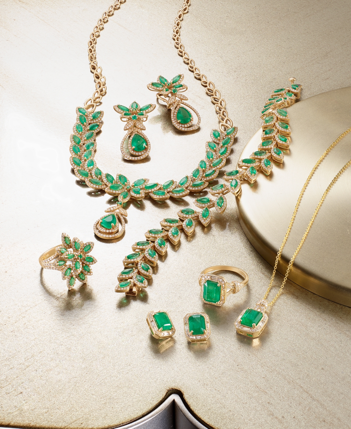 Effy Collection Brasilica By Effy Emerald (11-3/4 Ct. T.w.) And Diamond (2-3/4 Ct. T.w.) Pendant Necklace In 14k Gol In Emerald,yellow Gold