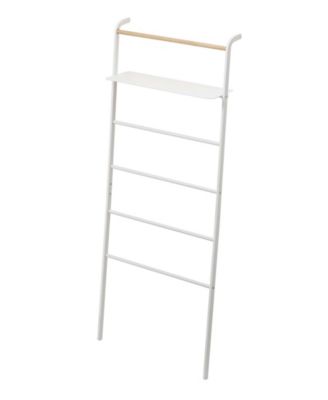 Tower Leaning Ladder With Shelf