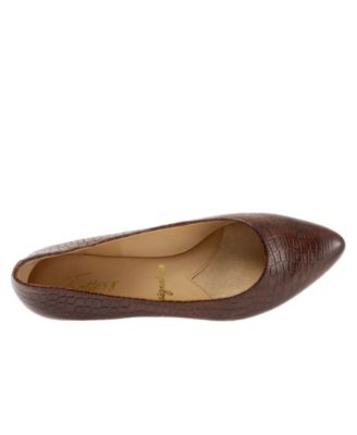 trotters estee pointed toe flat