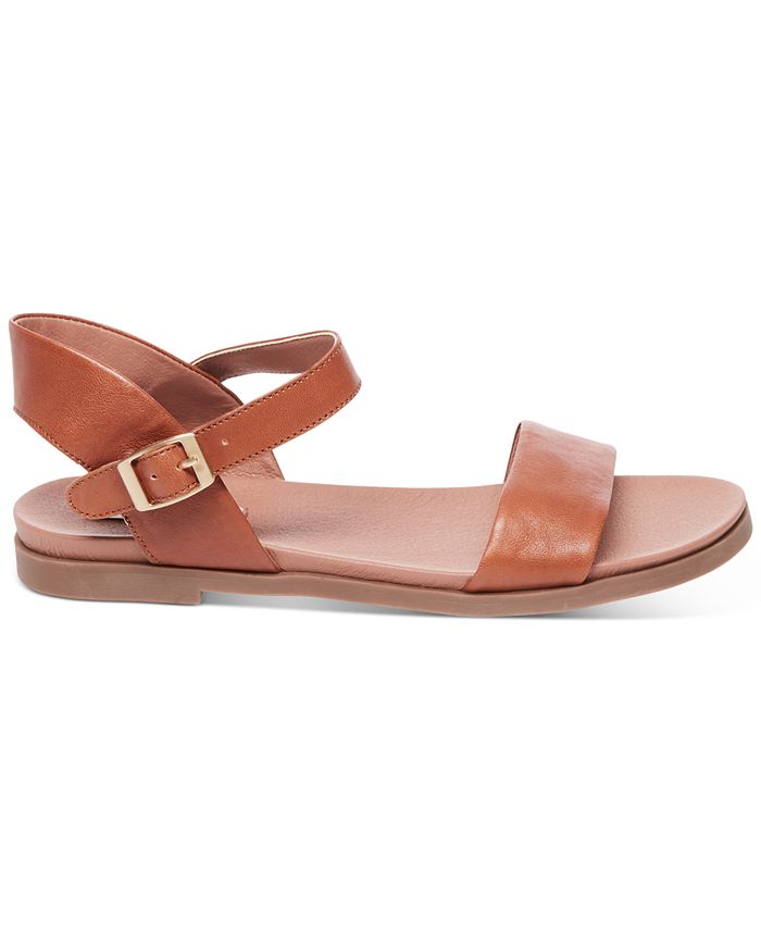 steve madden tan flat sandals