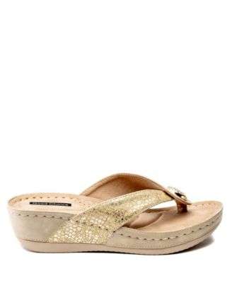 Women's Dafni Thong Comfort Wedge Sandals