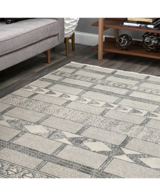 Fantasy Contemporary Ismay Gray Area Rug
