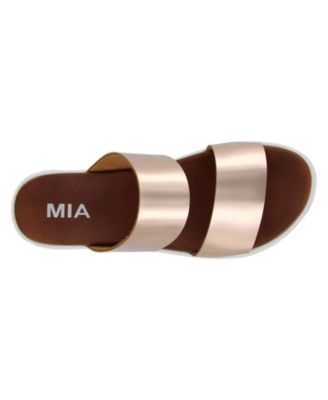 mia women's saige flat sandal