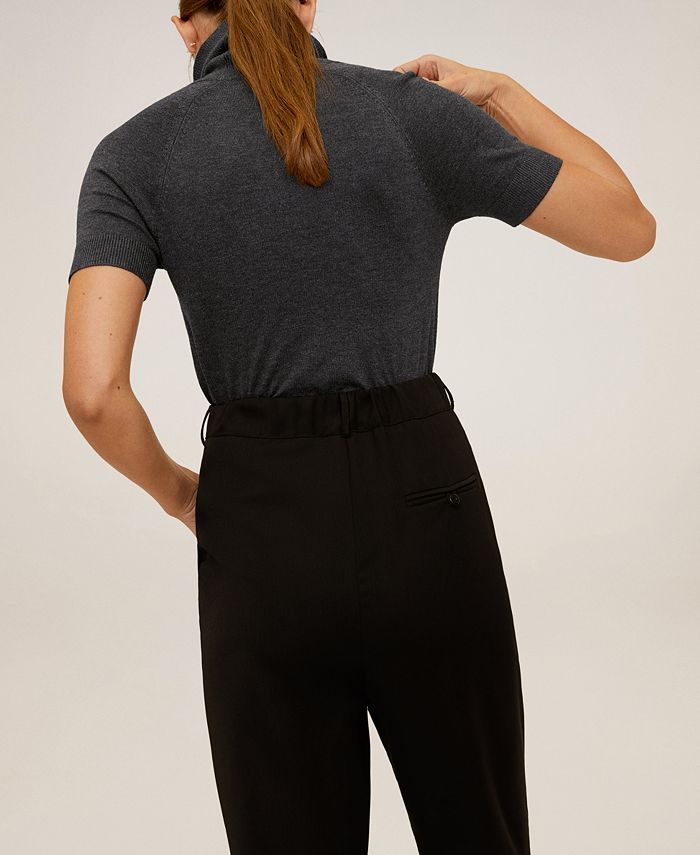 mango turtleneck
