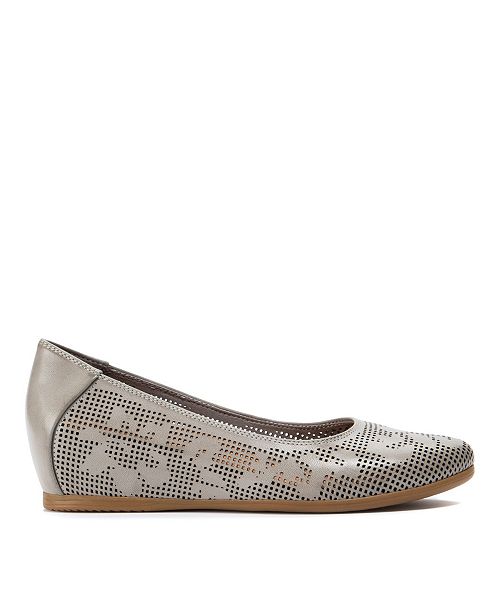 baretraps posture plus shoes
