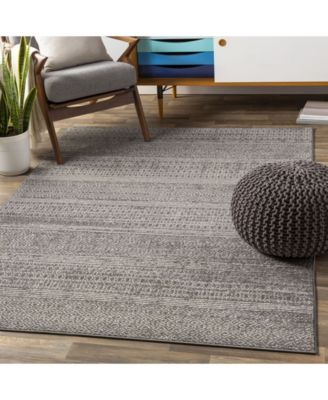 Chester CHE-2304 7'10" x 10'3" Area Rug
