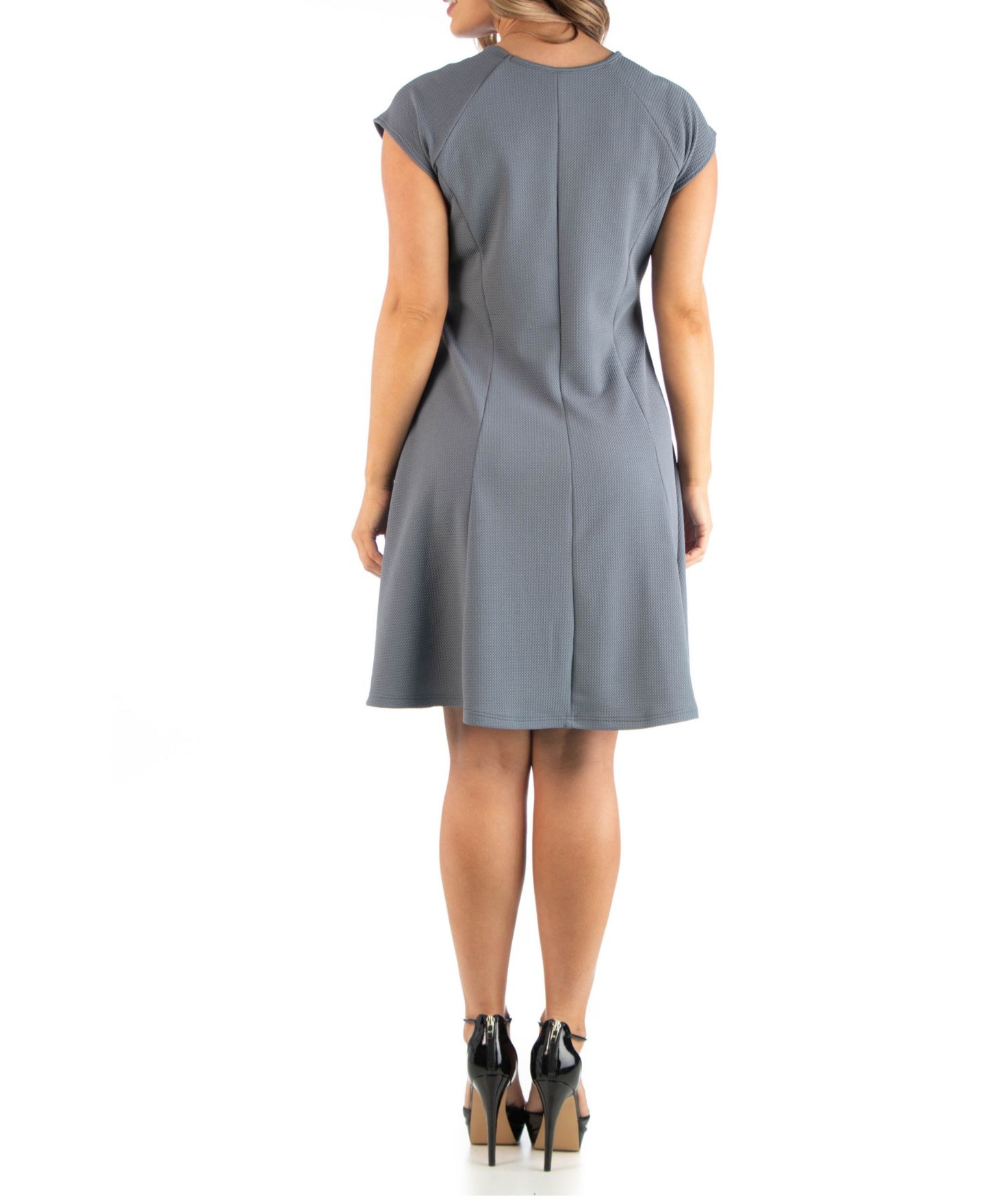 Женское платье 24seven Comfort Apparel Plus Size Keyhole Neck, цвет: Угольный — фото 2