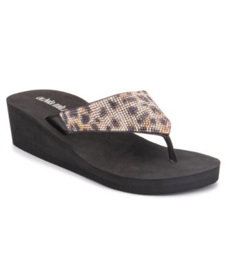 olivia miller wedge flip flops