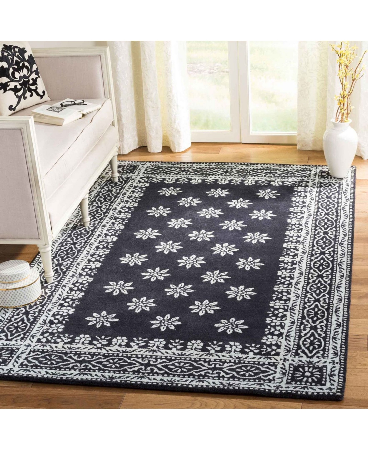 Martha Stewart Collection Gracious Garden MSR4538BArea Rug - Midnight