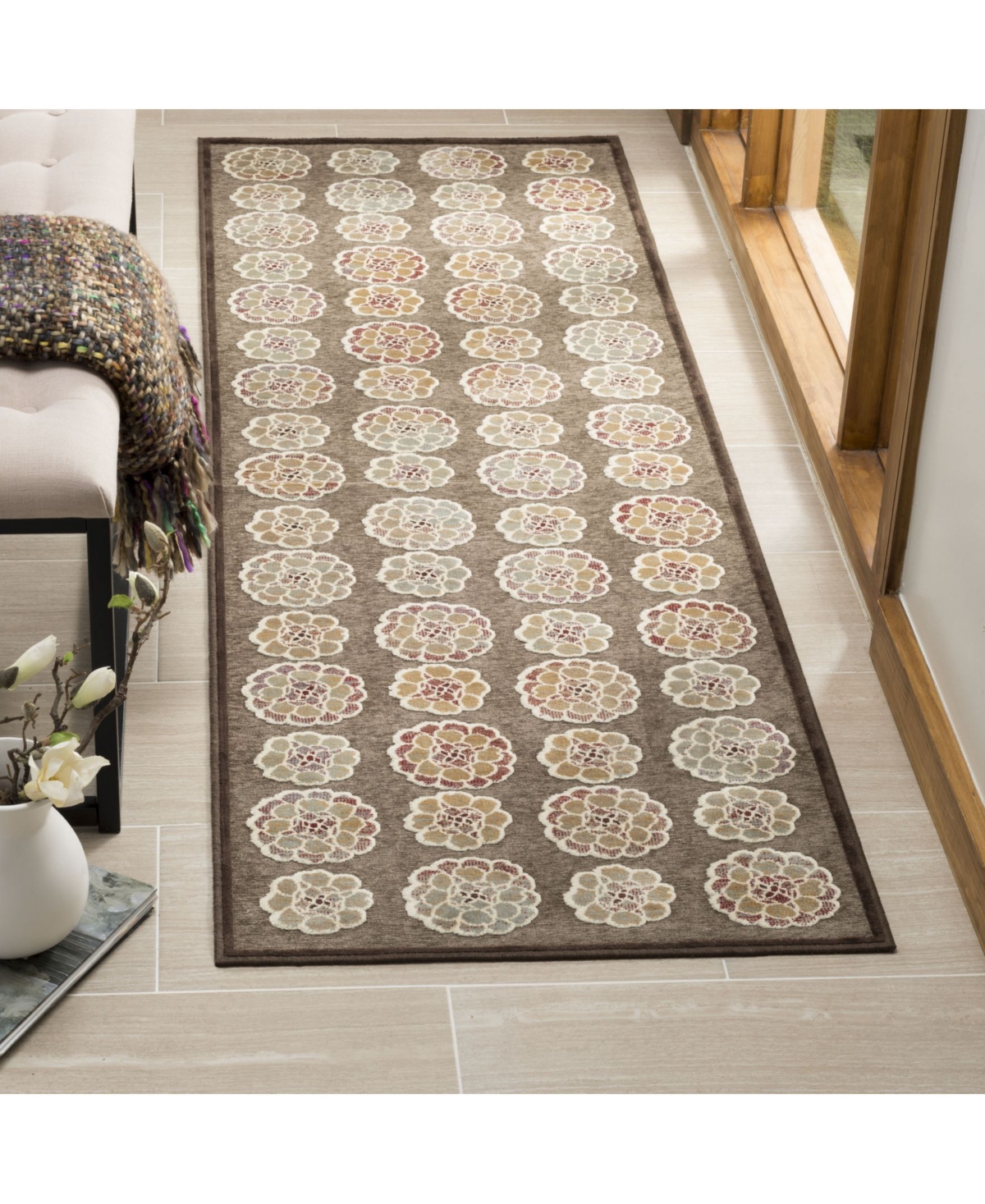 Martha Stewart Collection MSR74306Area Rug - Brown