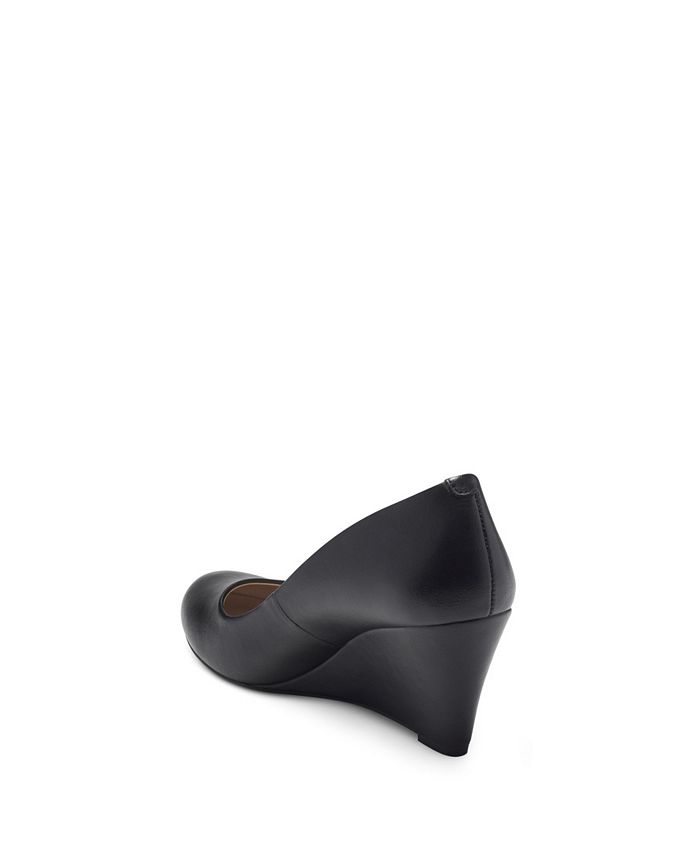 Suzanna wedge hotsell pump