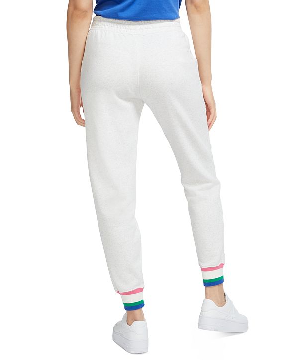 Nike Women's Sportswear Heritage Fleece Pants & Reviews ...