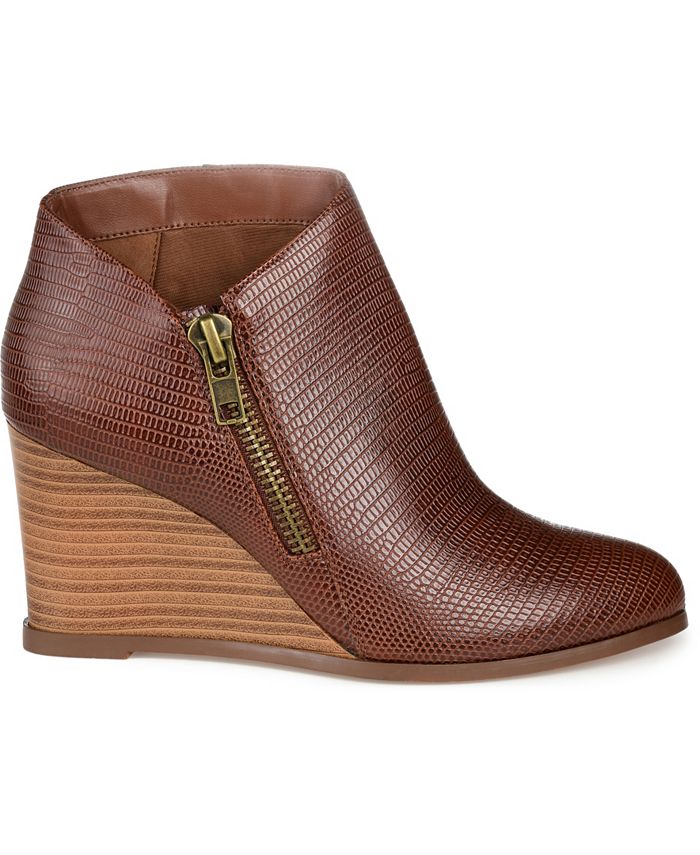 journee collection jezebel women's wedge boots