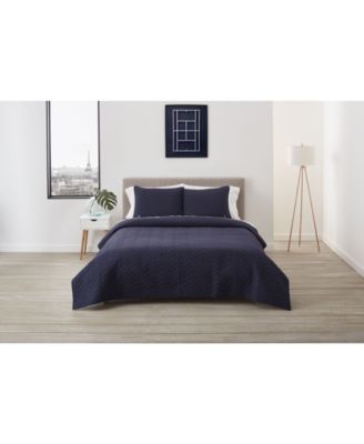 CLOSEOUT! Herringbone Stitch Quilt Sets