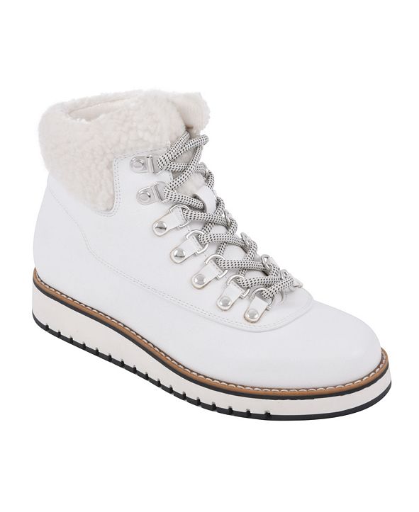 white mountain daisy lace up boots