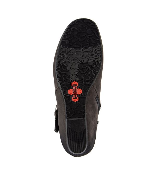 baretraps pepper wedge bootie
