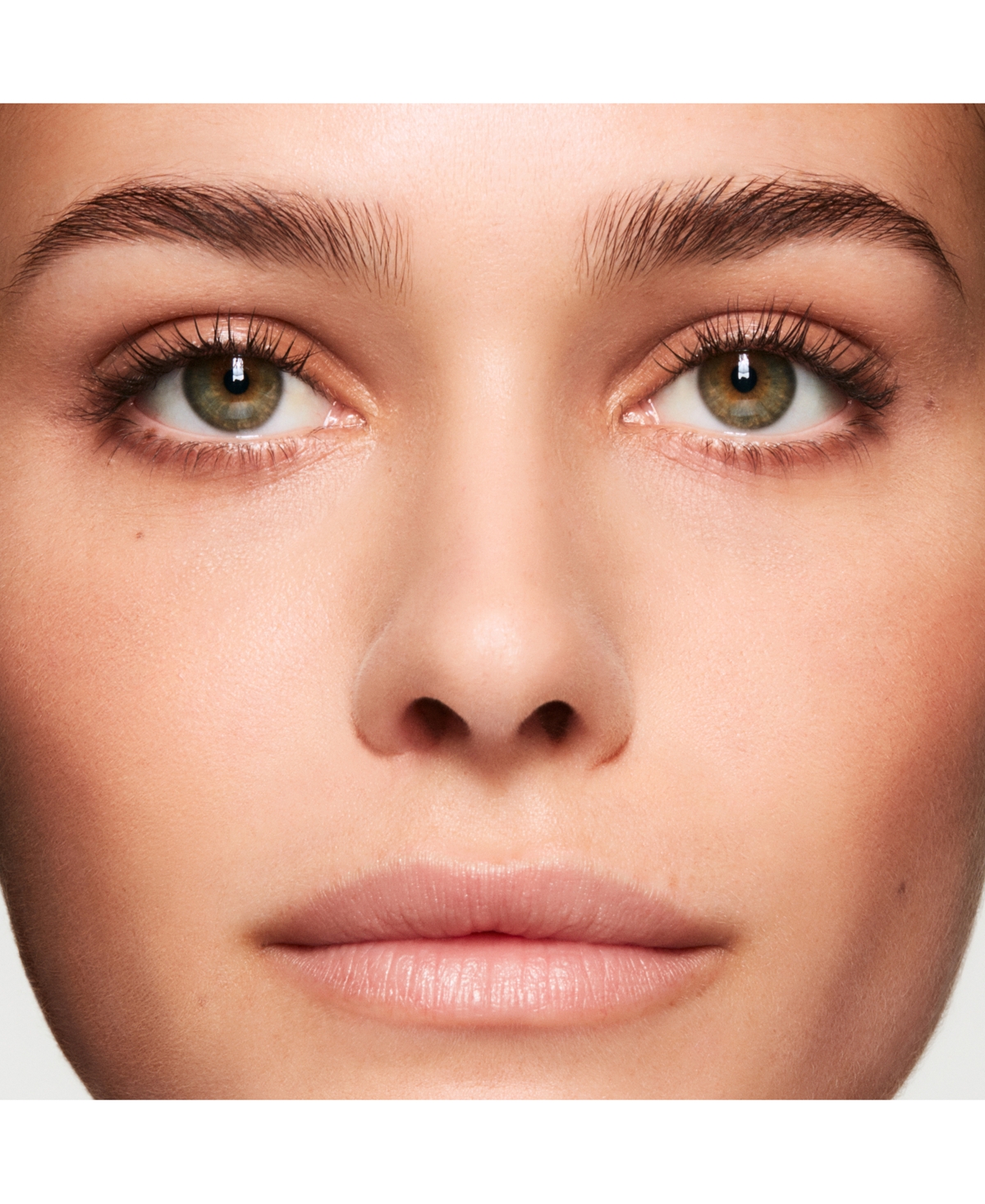 Mac 48 Show-off Lash In No Color