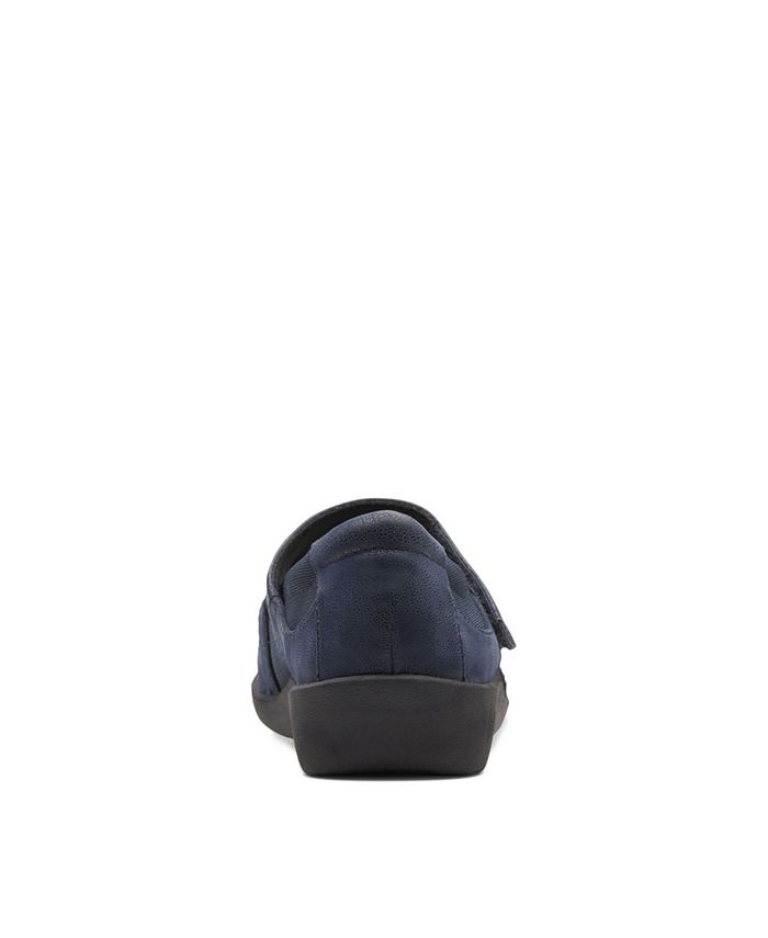 clarks mary jane cloudsteppers