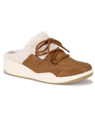 Baretraps Women's Landon Clog Slipper 
