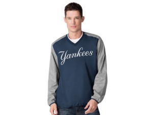 G-lll Sports New York Yankees Men's Money Ball V-neck Pullover