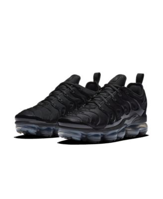 macys vapormax plus