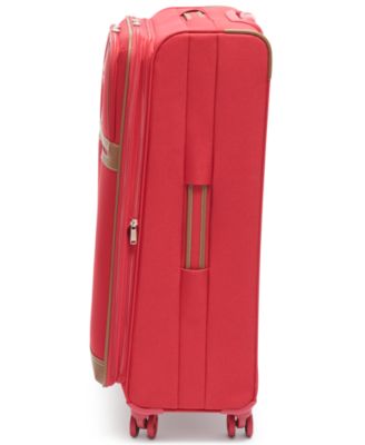 CLOSEOUT! Logan 28" Softside Spinner